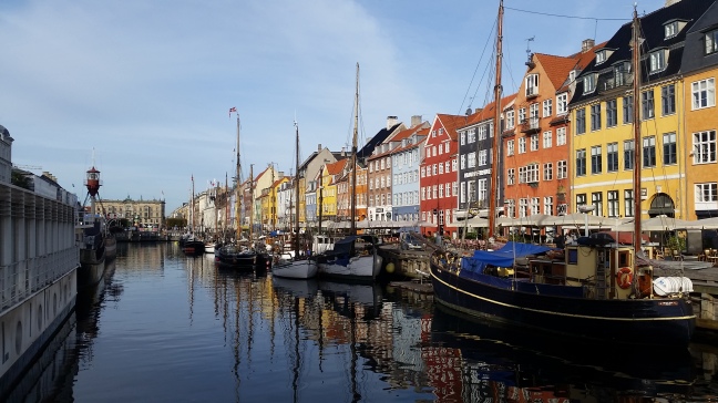 Nyhavn. The weather was sooooo good for almost November. 